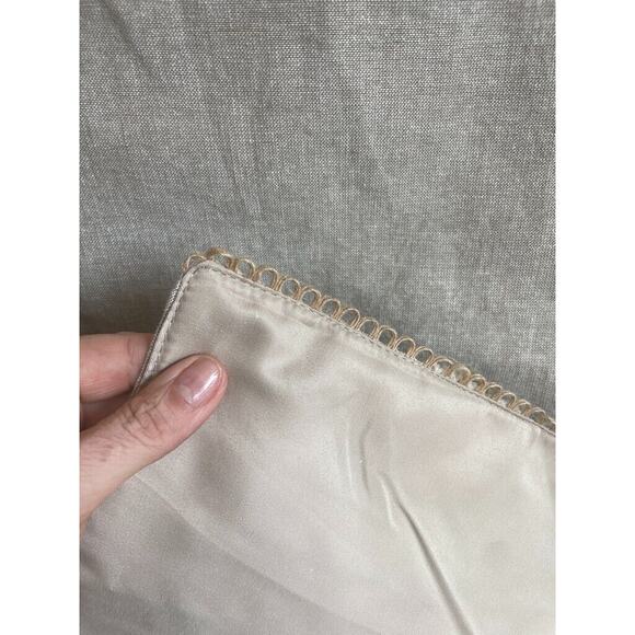 PIER‎ 1 Floral Table Runner Embroidered Felt Beige Earth Tones - Picture 6 of 6